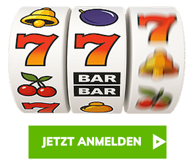 Slotmaschine mit drei Siebenen und Symbolen wie Kirsche und Glocke über grünem Jetzt anmelden Button